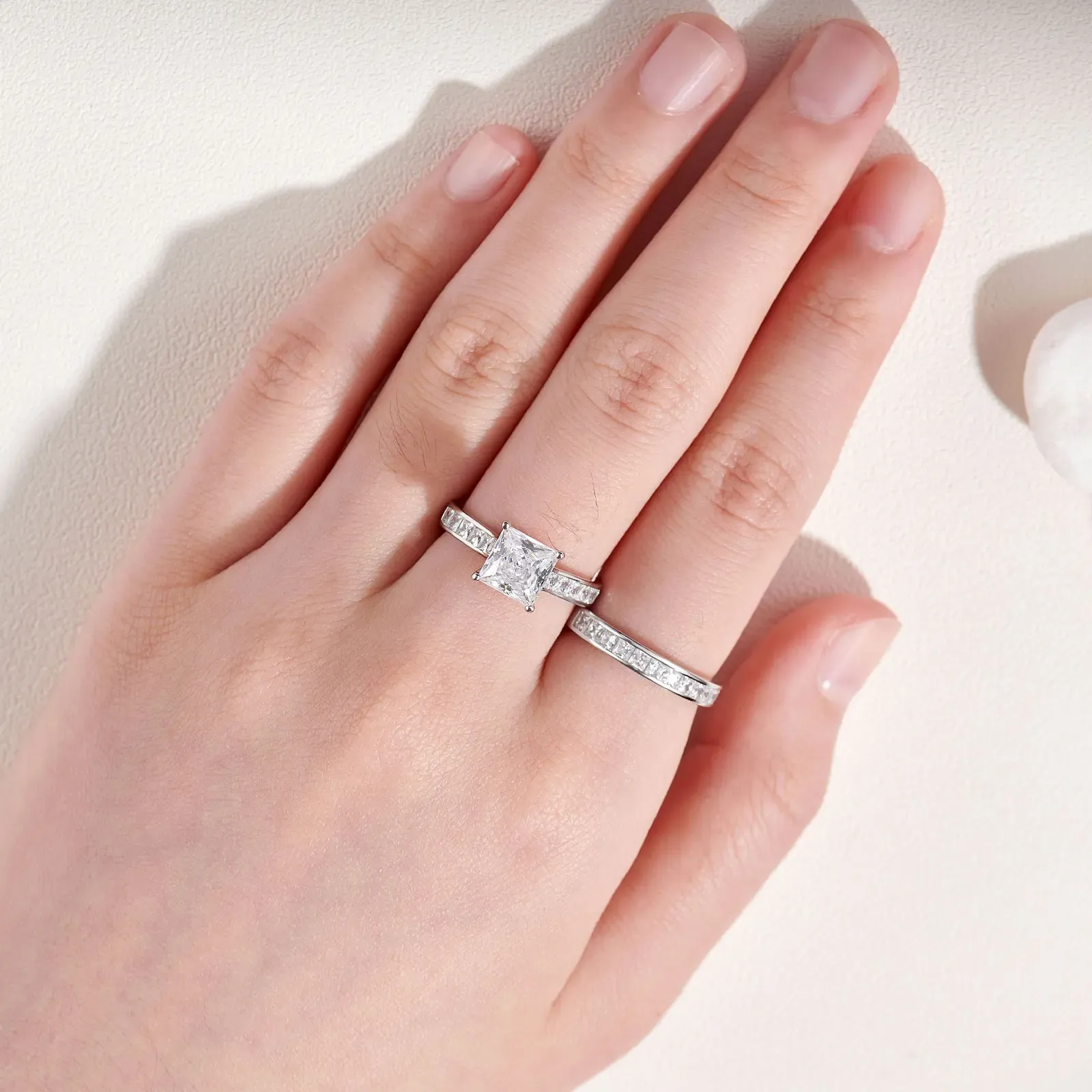 Newshe 2-teiliges Brautschmuck-Set aus 925er Silber mit Princess-Zirkonia