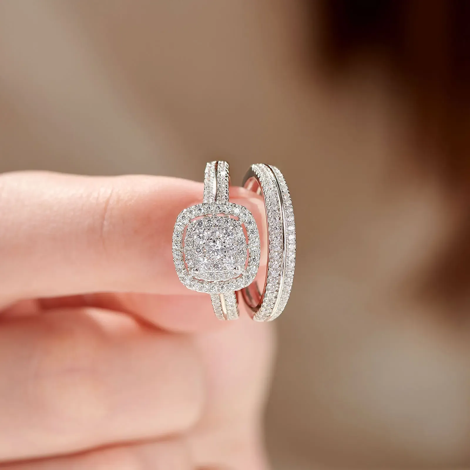 Newshe Brautring-Set aus 925er Silber mit Halo-Zirkonia