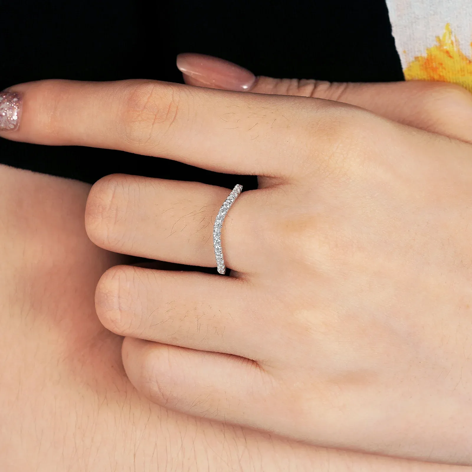 Newshe 925er Silber-Wellenring mit Zirkonia