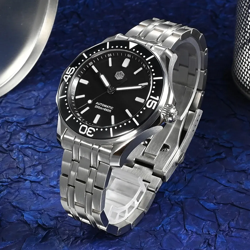 San Martin 41,5-mm Taucheruhr mit Automatik und BGW9-Leuchtmasse