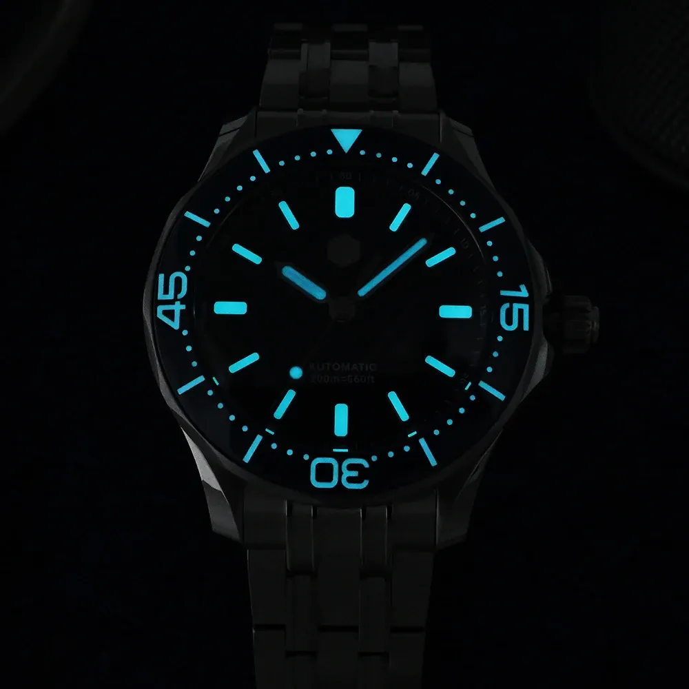 San Martin 41,5-mm Taucheruhr mit Automatik und BGW9-Leuchtmasse