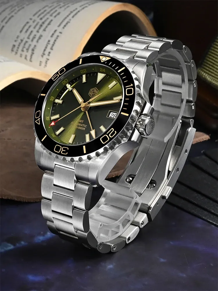 San Martin 39-mm GMT-Diver mit Enamel-Zifferblatt