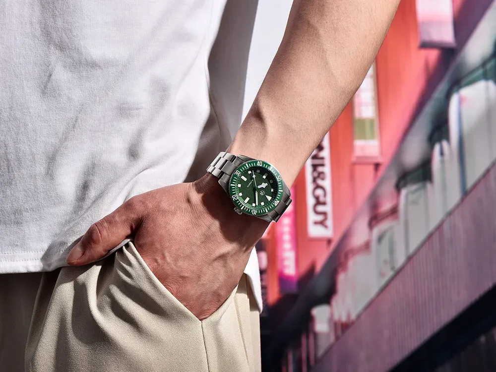 Rollstimi Automatikuhr für Herren mit Saphirglas und 10 Bar