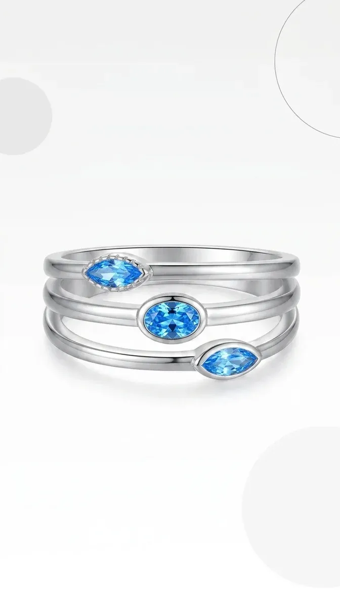 Verstellbarer Silberring mit blauem Zirkonia