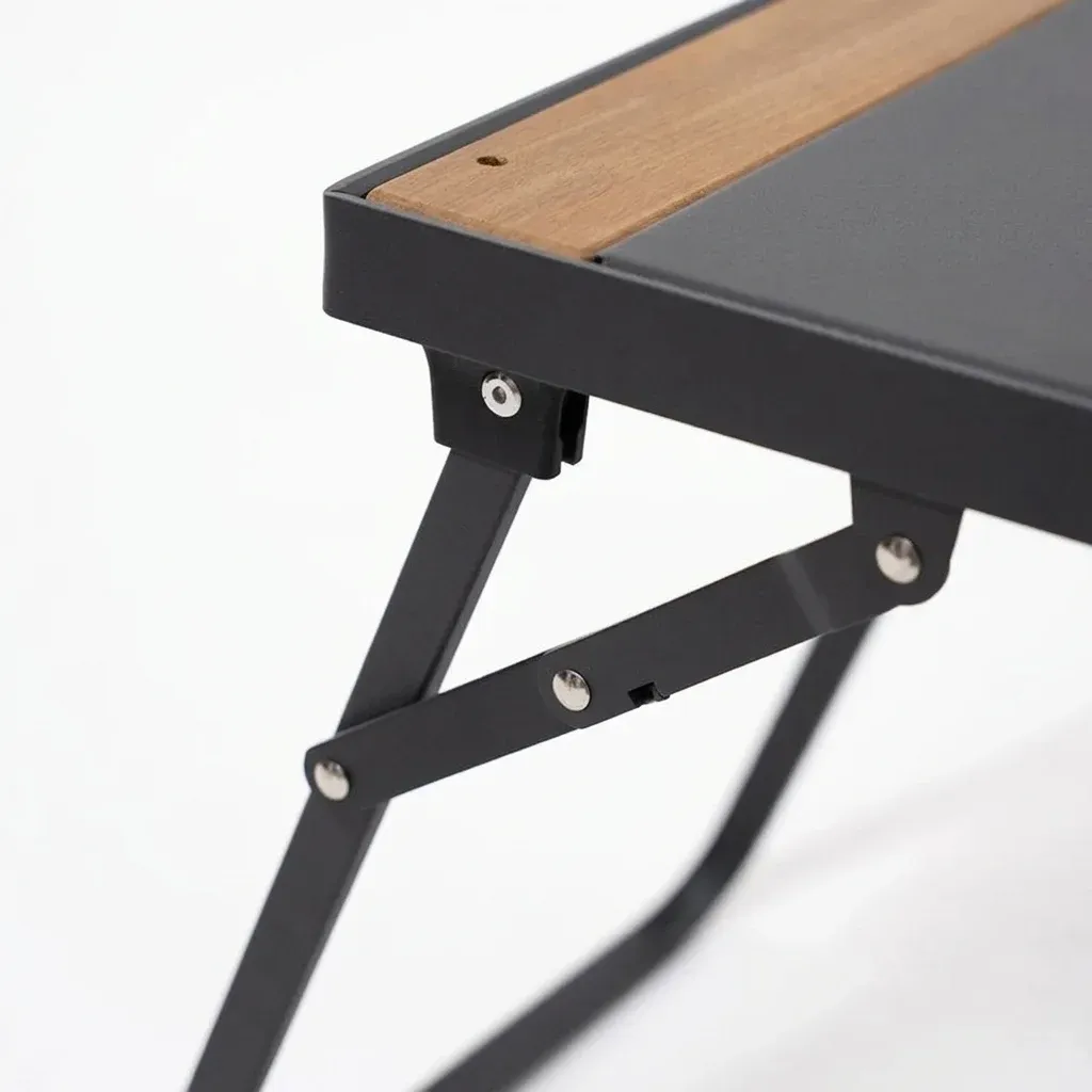 Schwarzer faltbarer BLACKDEER Campingtisch aus Aluminium