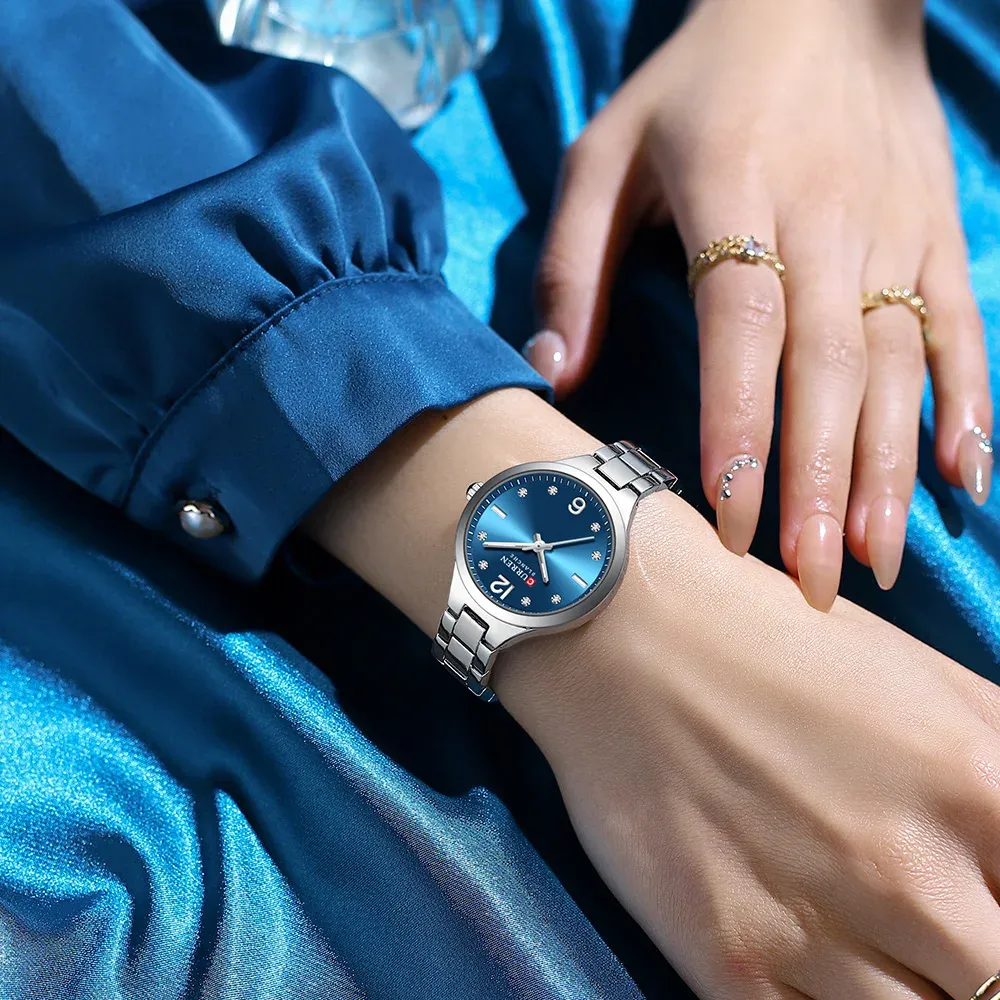 CURREN Damen-Quarzuhr mit schlankem Edelstahlarmband