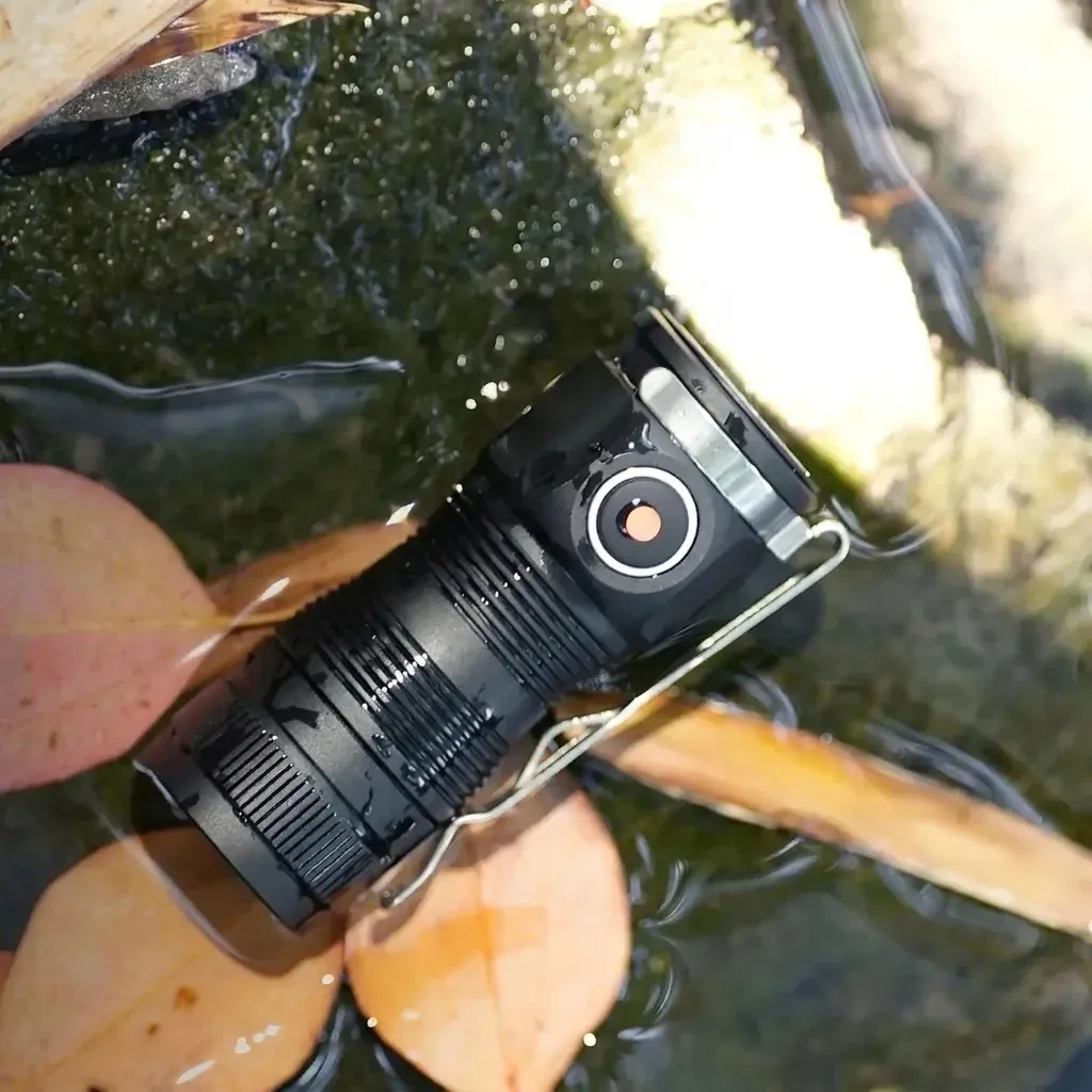 Sofirn SC13A Mini-Taschenlampe schwarz