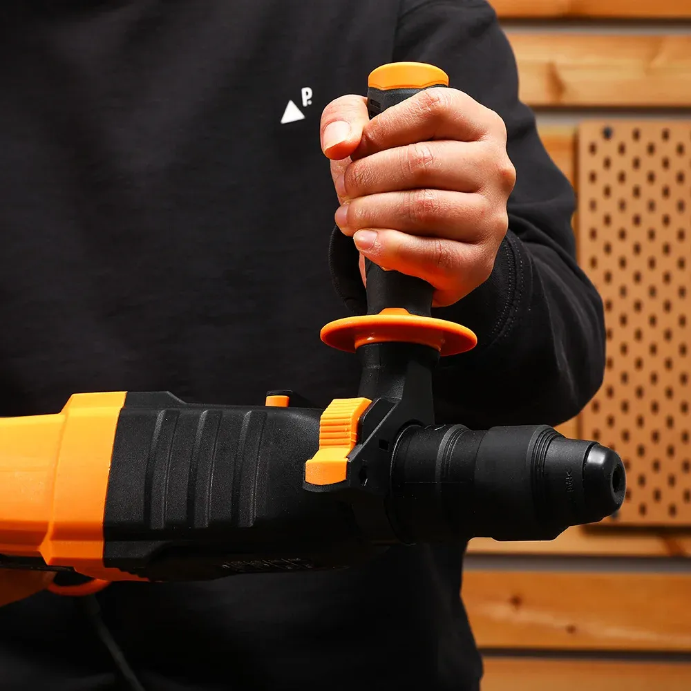 DEKO 800-Watt Schlagbohrhammer mit 4 Funktionen und Zubehör