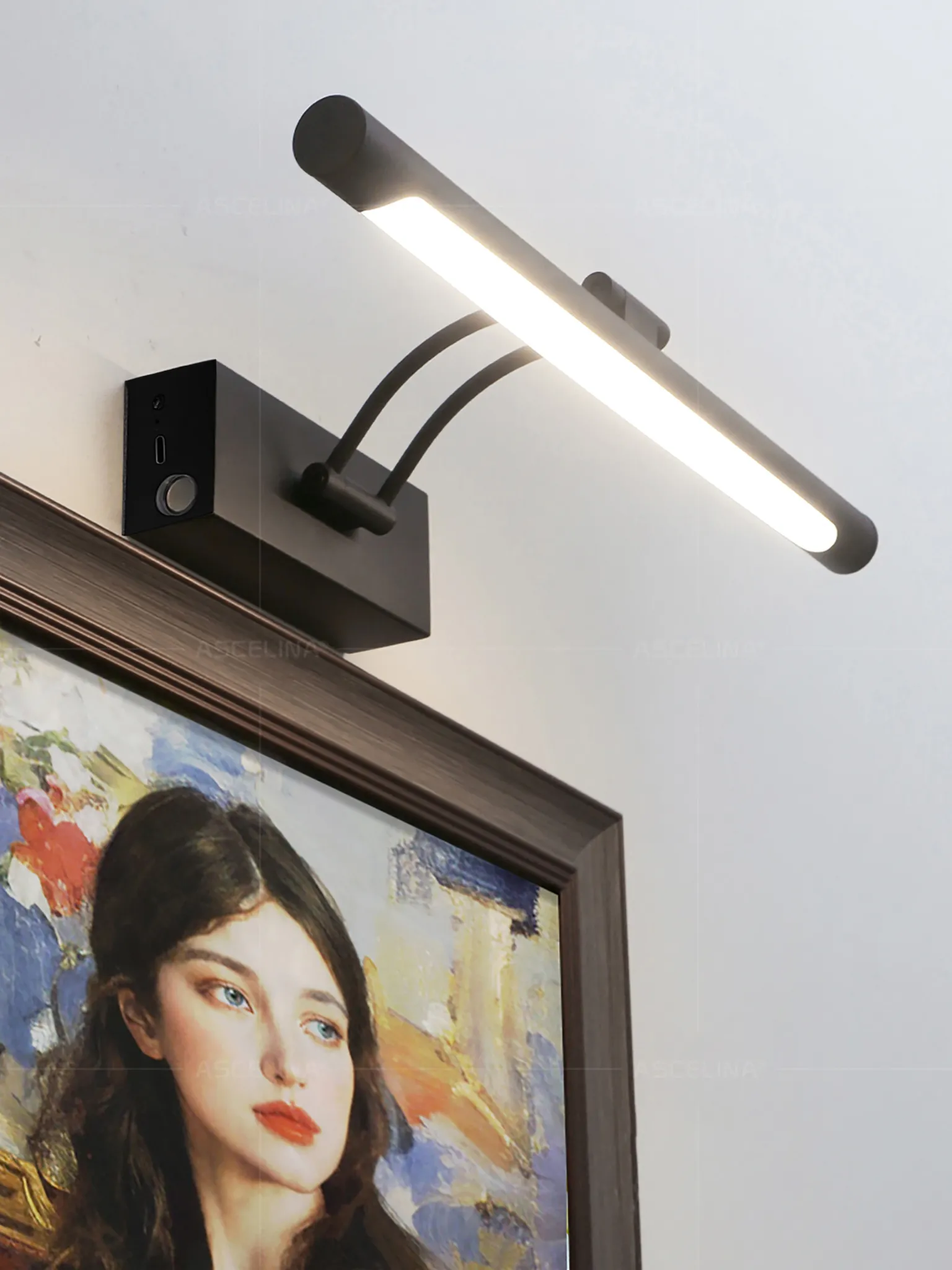 Wiederaufladbare LED-Wandleuchte in Schwarz-Gold mit Dimmer